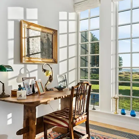 Holiday home Immaculate 4-Bed Cottage In Solrod Strand