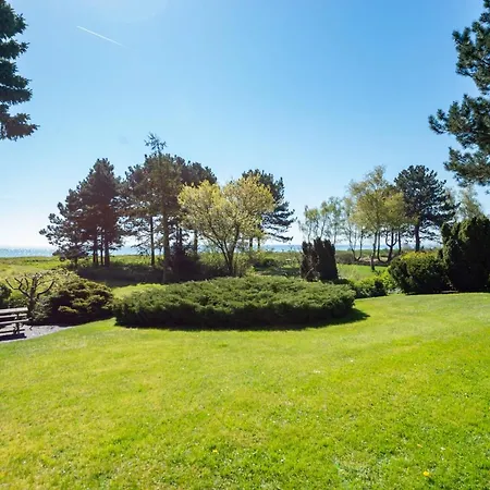 Holiday home Immaculate 4-Bed Cottage In Solrod Strand Solrod